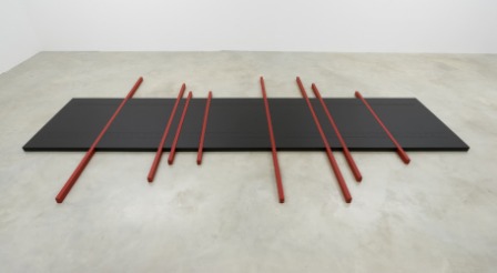 Ryszard Wasko, Time Sculpture at Black Paint, 1984, sculpture © the artist, courtesy ŻAK | BRANICKA unnamed